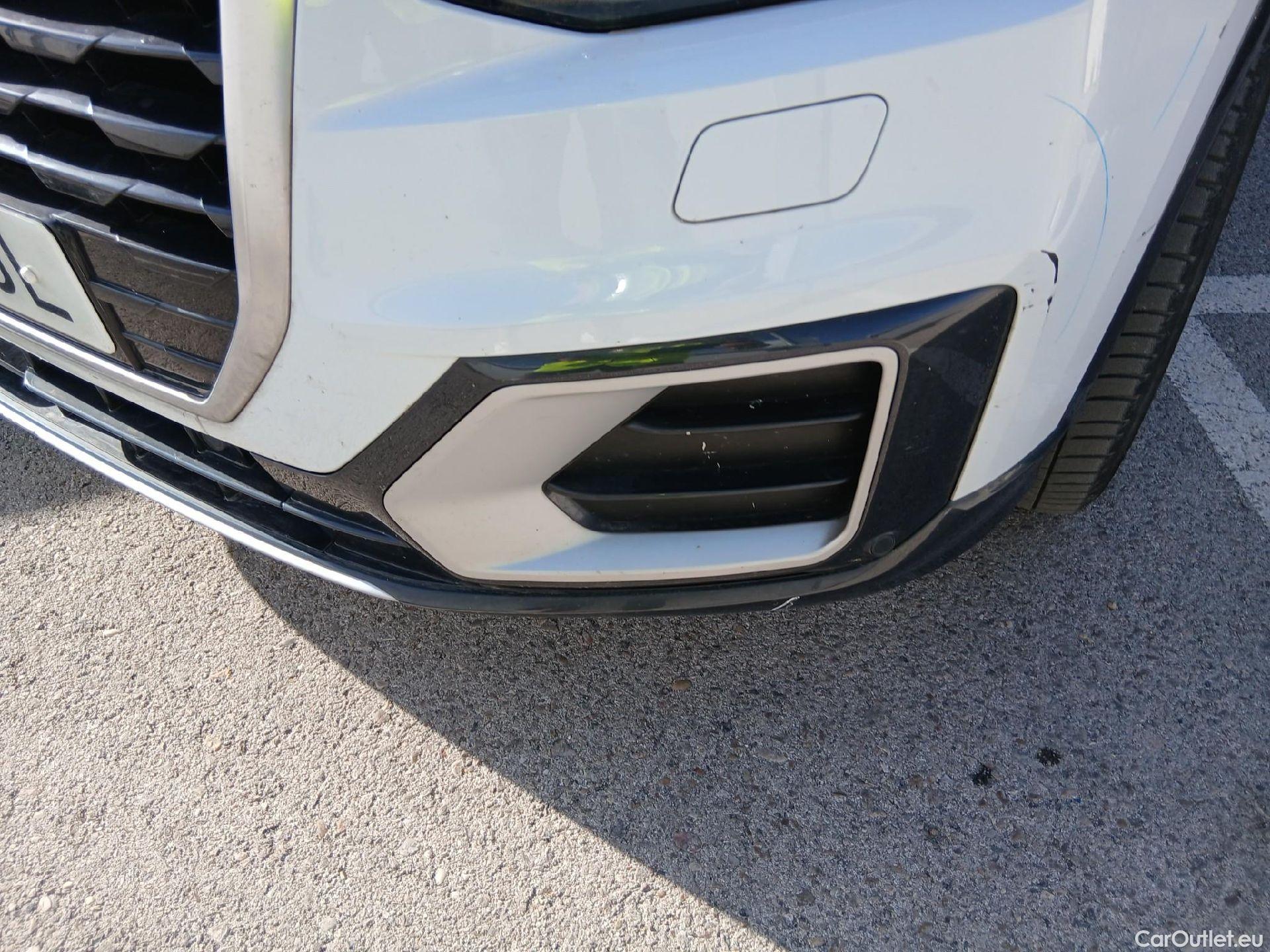  Audi  Q2 AUDI  / 2016 / 5P / todoterreno Design 30 TFSI 85kW (116CV) (AC) #14