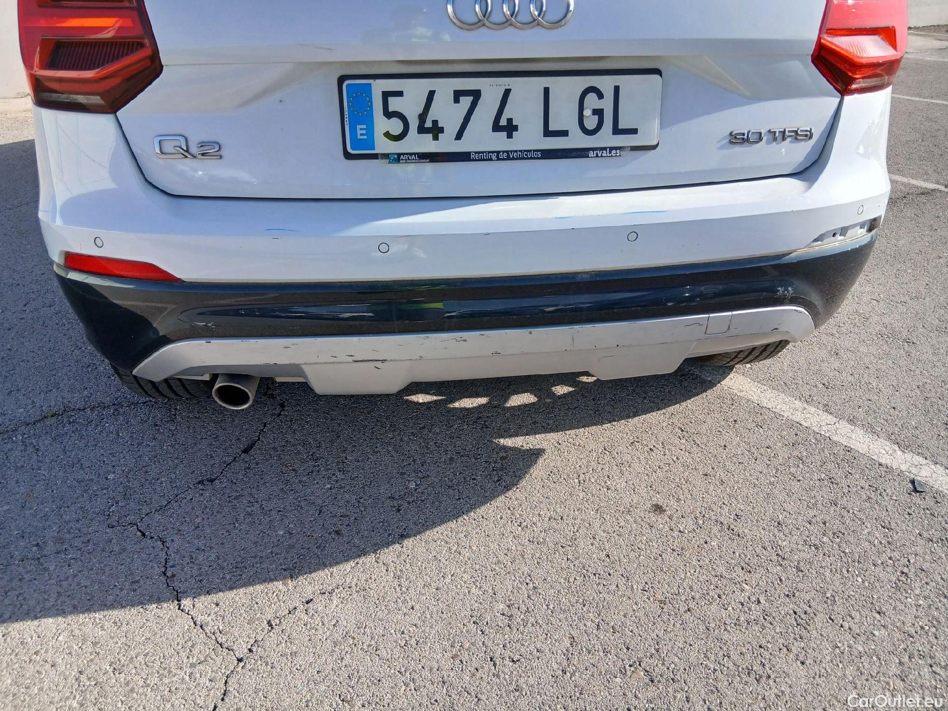  Audi  Q2 AUDI  / 2016 / 5P / todoterreno Design 30 TFSI 85kW (116CV) (AC) #33