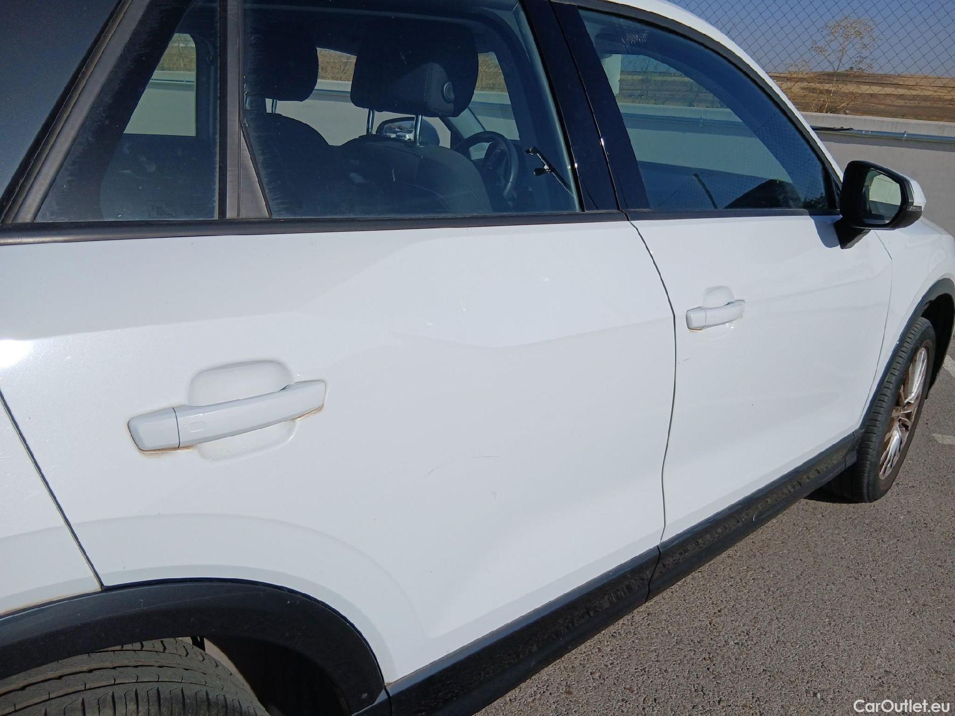  Audi  Q2 AUDI  / 2016 / 5P / todoterreno Design 30 TFSI 85kW (116CV) (AC) #46