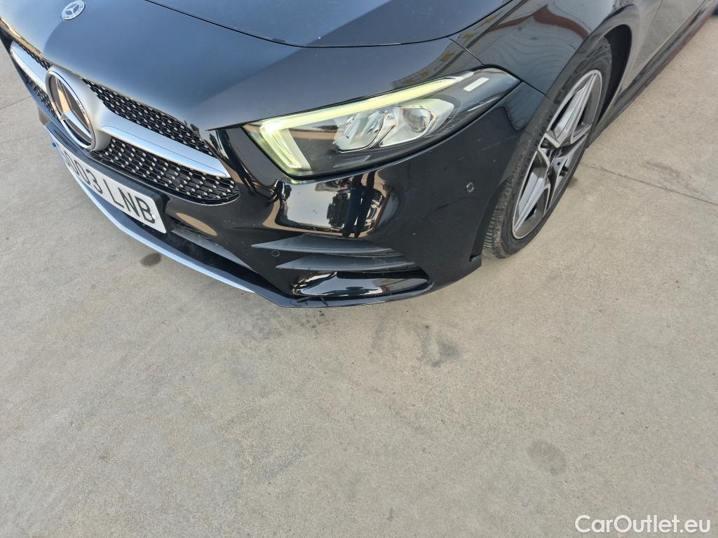  Mercedes  A-Klasse MERCEDES-BENZ Clase A / 2018 / 5P / berlina con portón A 200 d #33