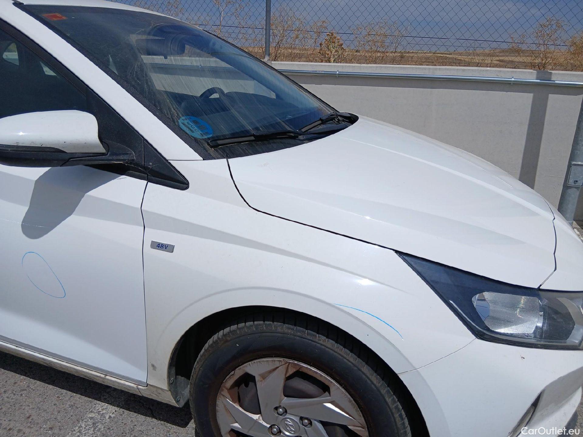  Hyundai  i20 HYUNDAI  / 2020 / 5P / berlina con portón 1.0 TGDI 74kW (100CV) 48V Essence #42