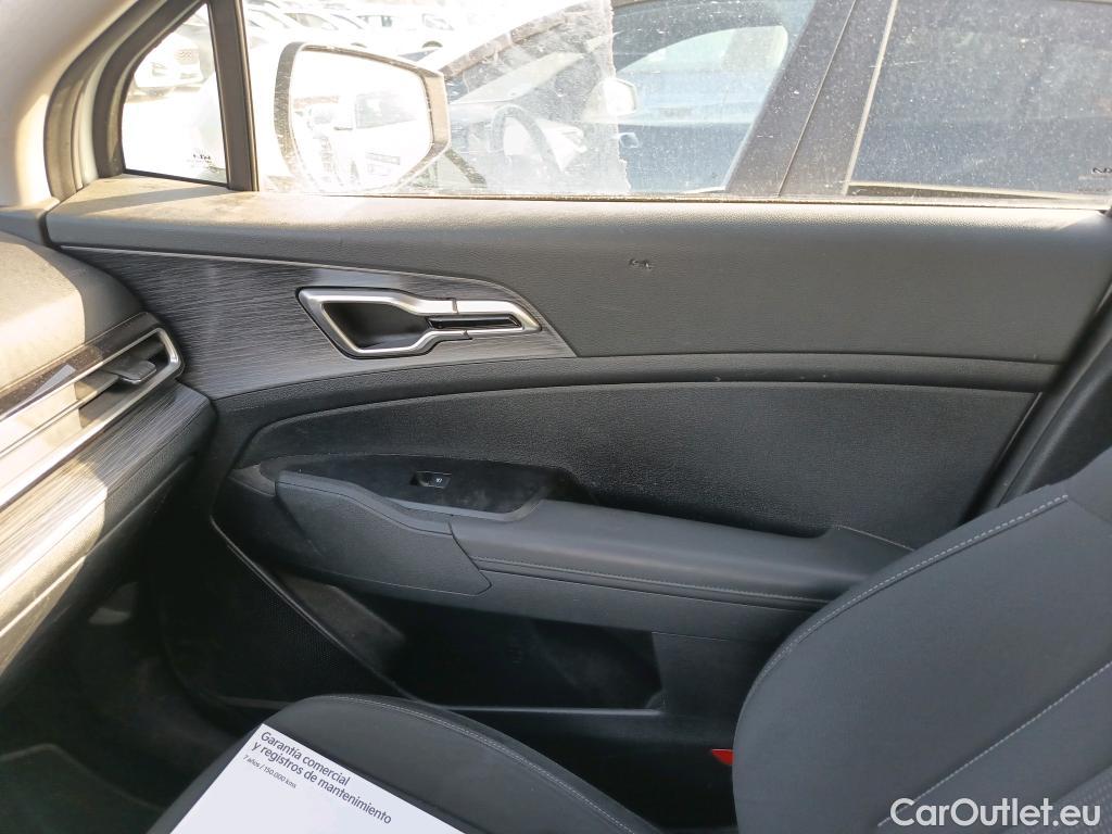  KIA  Sportage KIA  / 2022 / 5P / todoterreno 1.6 T-GDi MHEV 110kW (150CV) Drive 4x2 #41