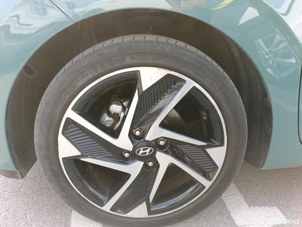 Hyundai  i10 HYUNDAI  / 2020 / 5P / berlina con portón 1.2 Tecno 2C #3