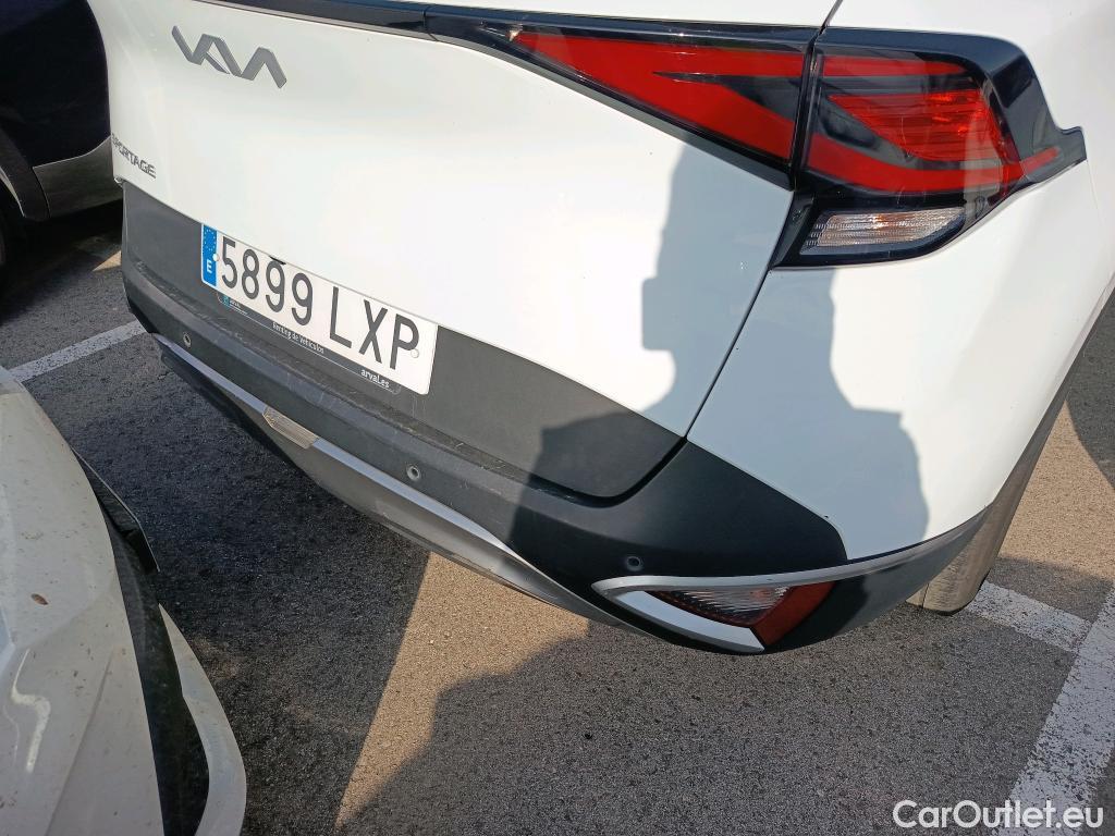  KIA  Sportage KIA  / 2022 / 5P / todoterreno 1.6 T-GDi MHEV 110kW (150CV) Drive 4x2 #71