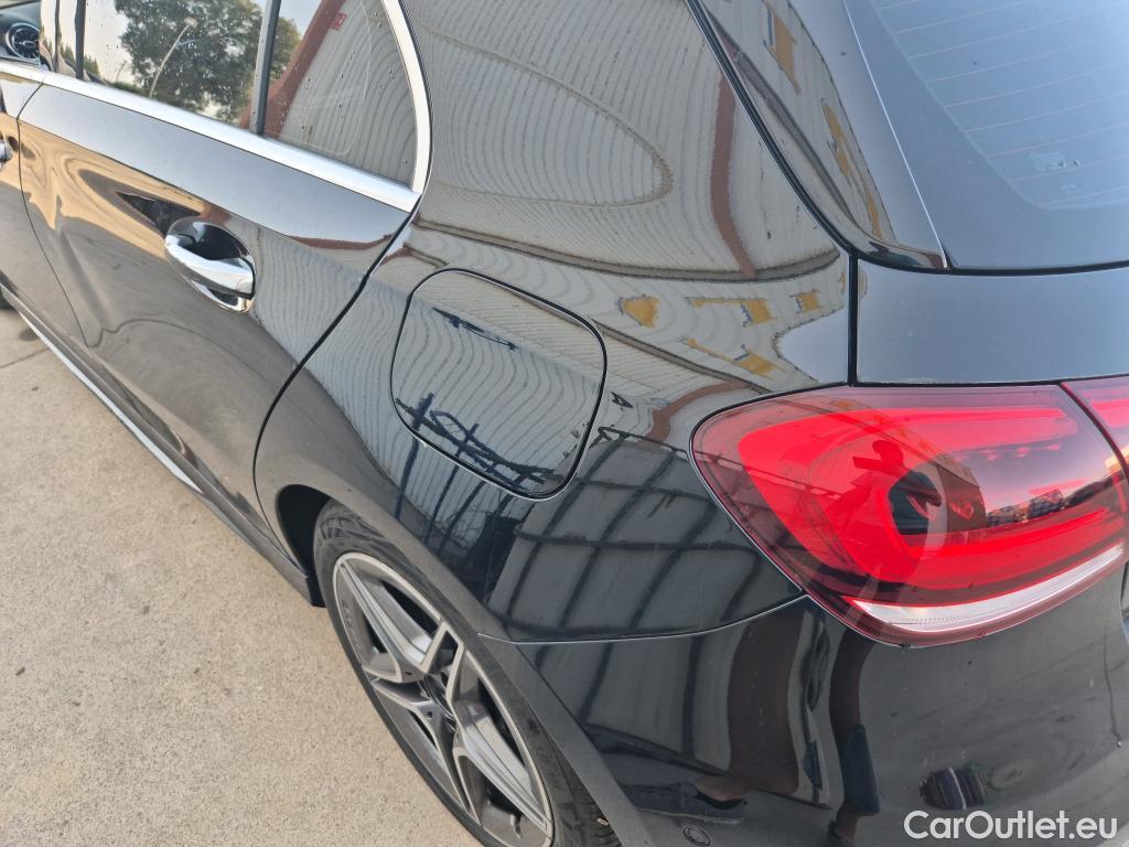  Mercedes  A-Klasse MERCEDES-BENZ Clase A / 2018 / 5P / berlina con portón A 200 d #39