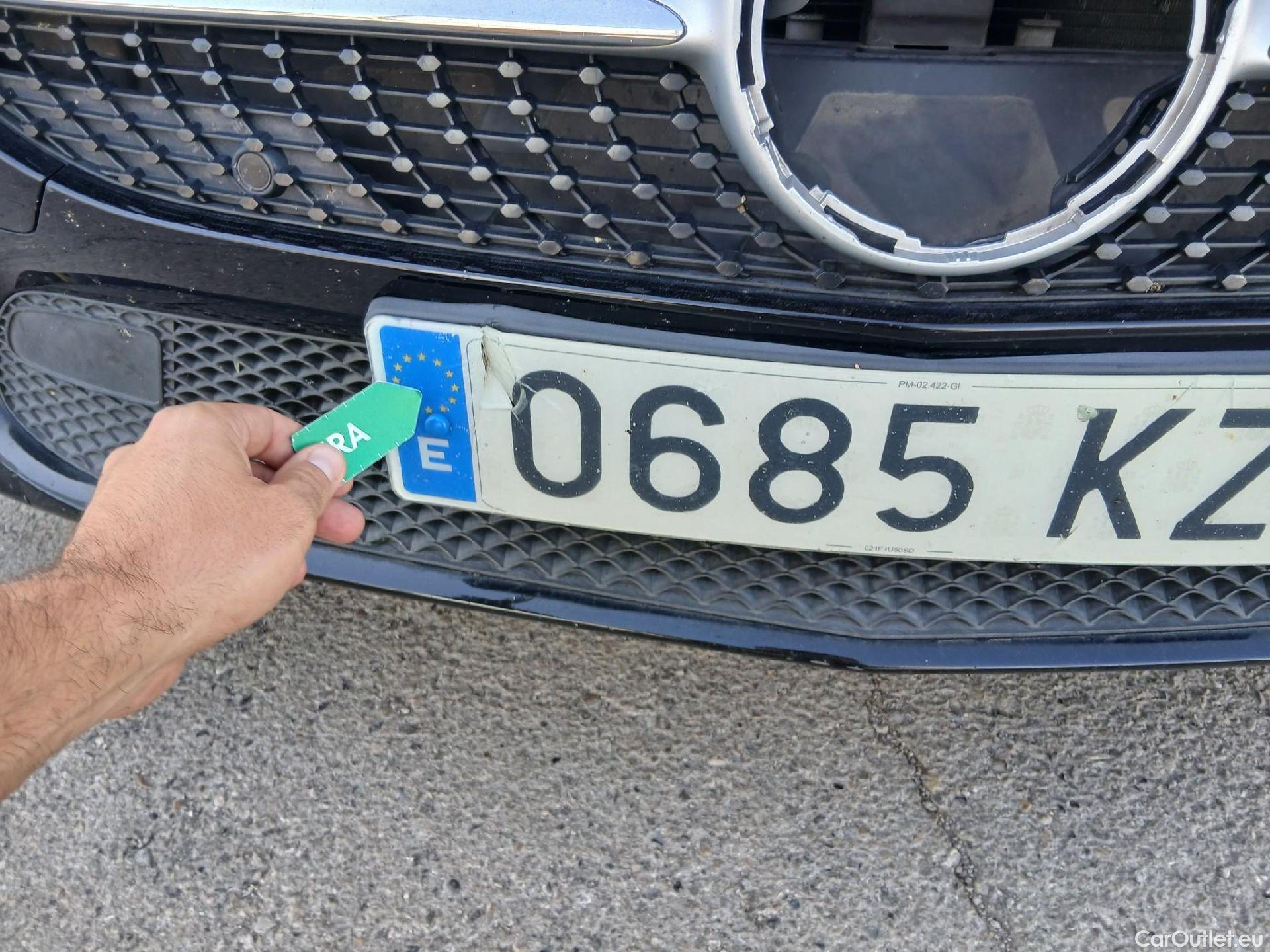  Mercedes  A-Klasse MERCEDES-BENZ Clase A / 2018 / 5P / berlina con portón A 180 d #7