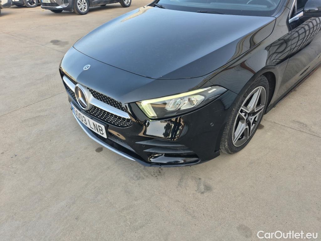  Mercedes  A-Klasse MERCEDES-BENZ Clase A / 2018 / 5P / berlina con portón A 200 d #28