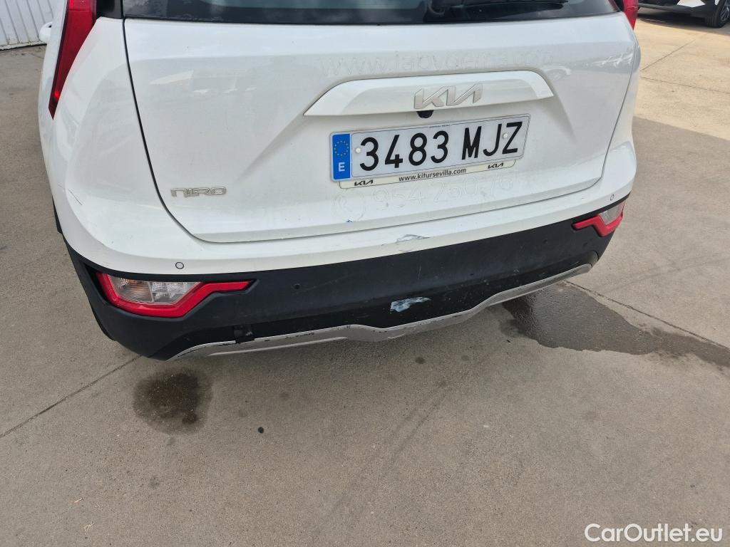  KIA  Niro KIA e- / 2022 / 5P / crossover e- 150kW Concept (Long Range) #27
