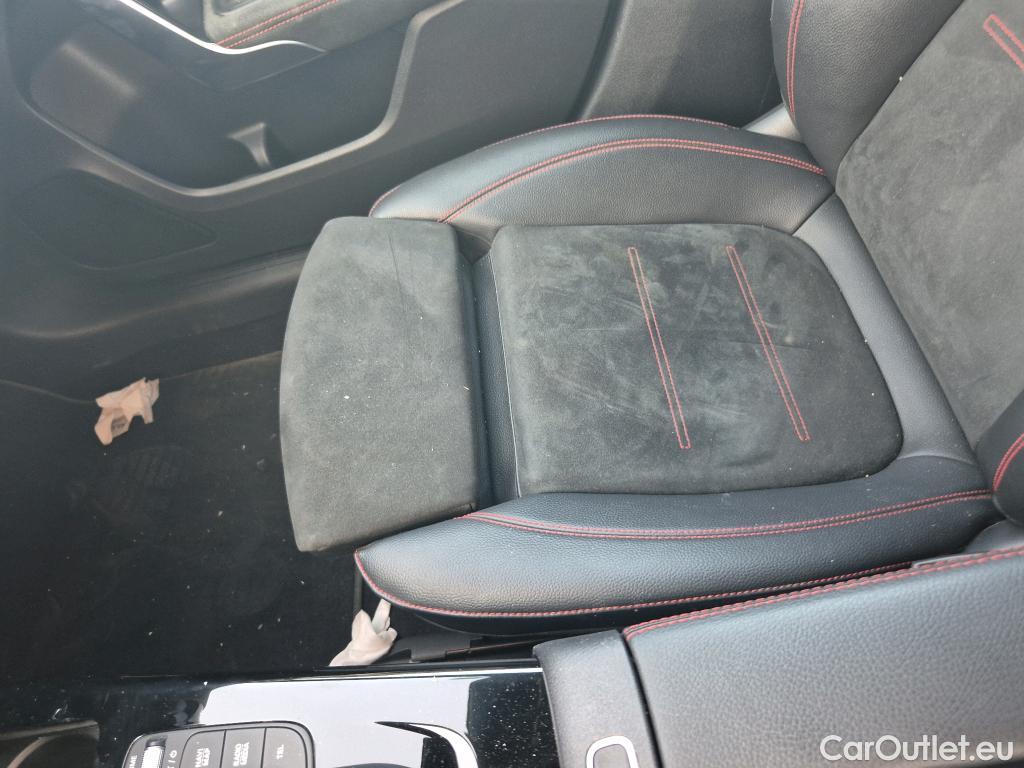  Mercedes  A-Klasse MERCEDES-BENZ Clase A / 2018 / 5P / berlina con portón A 200 d #26