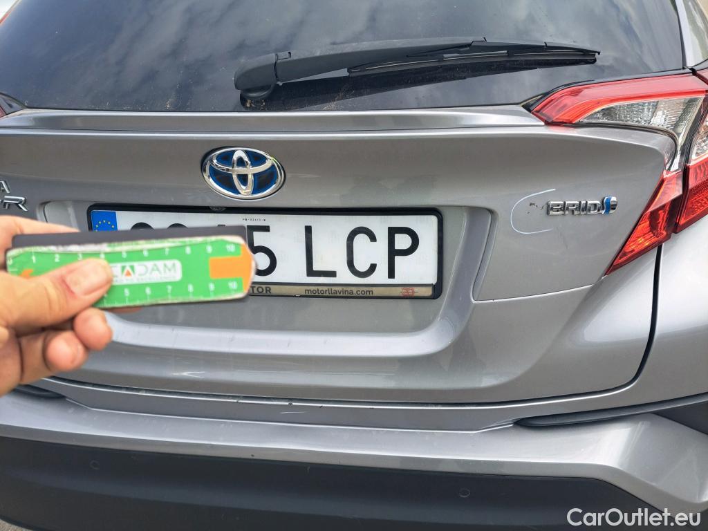  Toyota  C-HR TOYOTA  / 2016 / 5P / todoterreno 1.8 125H Advance (CX) #17