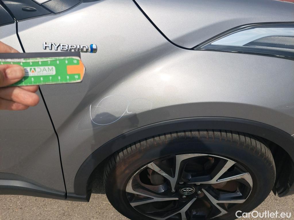  Toyota  C-HR TOYOTA  / 2016 / 5P / todoterreno 1.8 125H Advance (CX) #19
