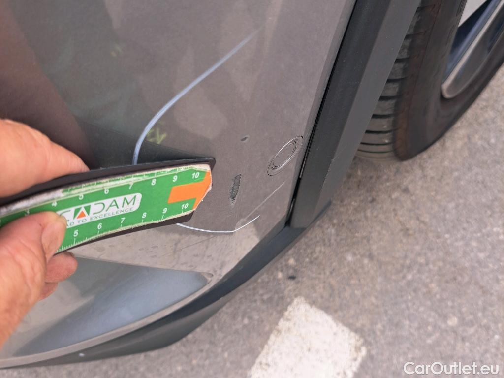  Toyota  C-HR TOYOTA  / 2016 / 5P / todoterreno 1.8 125H Advance (CX) #22