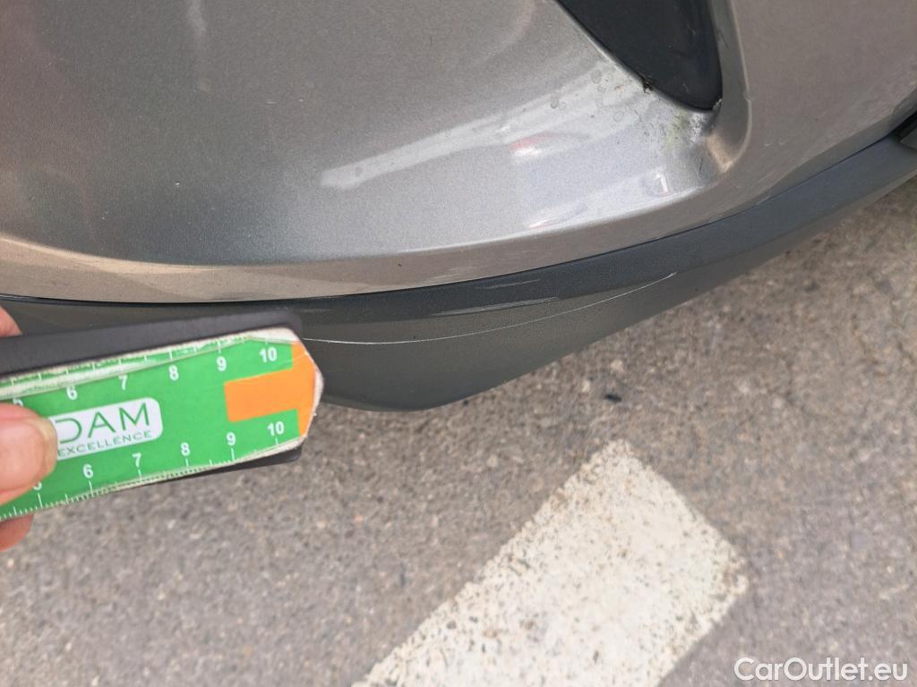  Toyota  C-HR TOYOTA  / 2016 / 5P / todoterreno 1.8 125H Advance (CX) #16