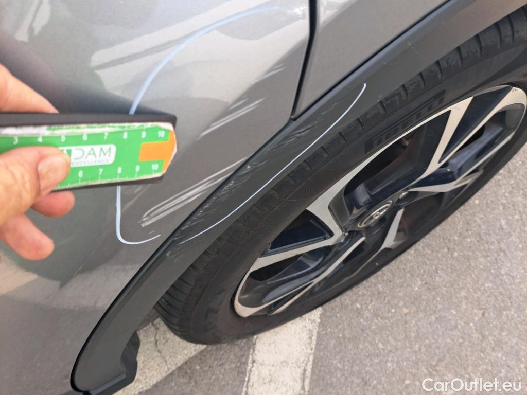  Toyota  C-HR TOYOTA  / 2016 / 5P / todoterreno 1.8 125H Advance (CX) #8