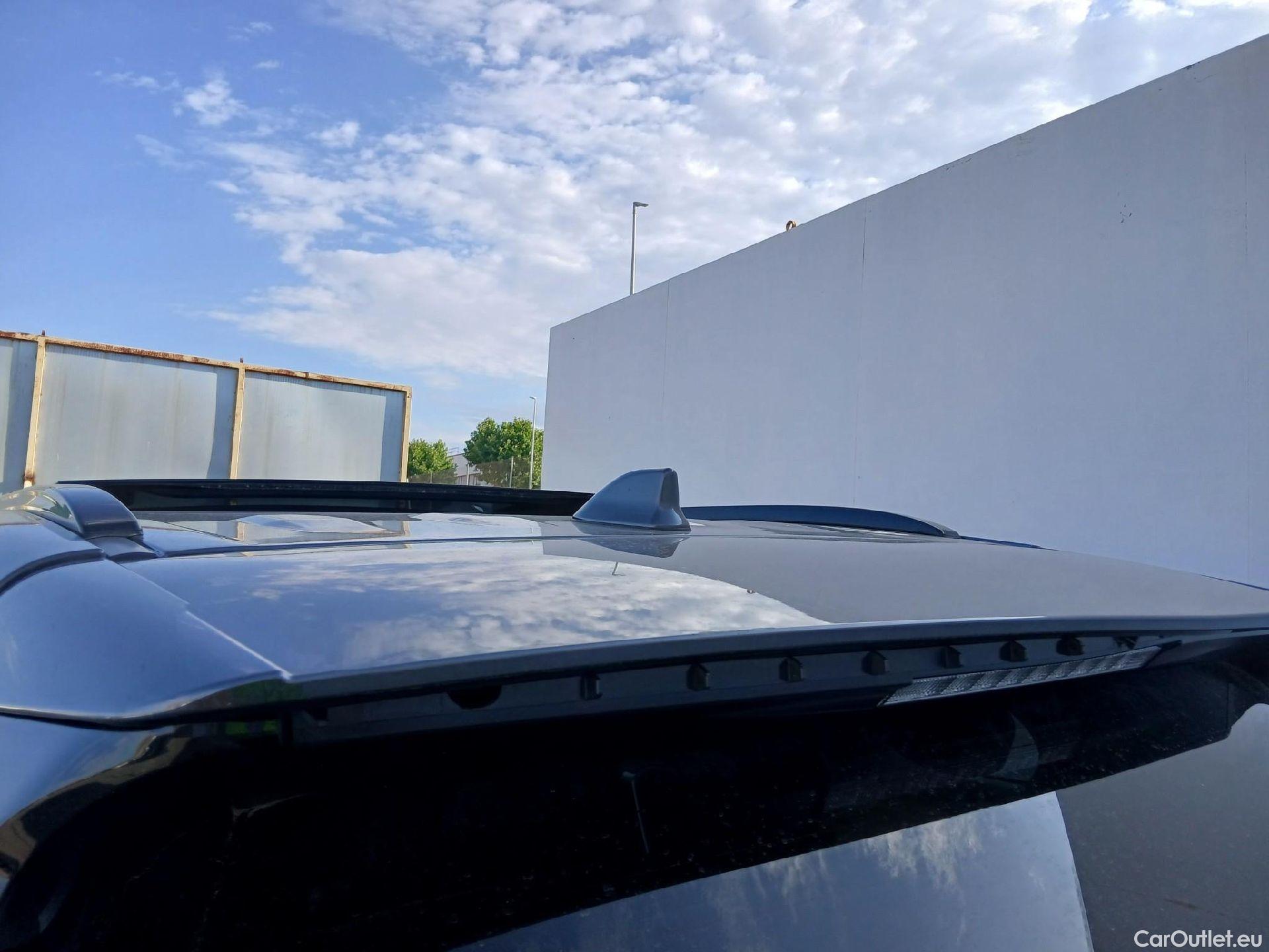  Toyota  RAV4 TOYOTA  / 2018 / 5P / todoterreno 2.5l 220H Luxury #22