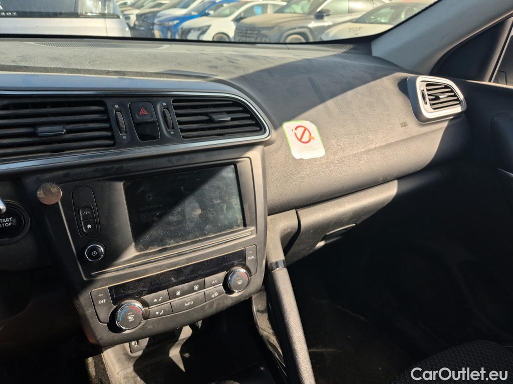 Renault  Kadjar RENAULT  5p 1G berlina con portón Tech Road Energy dCi 96kW (130CV) 4x4 #10
