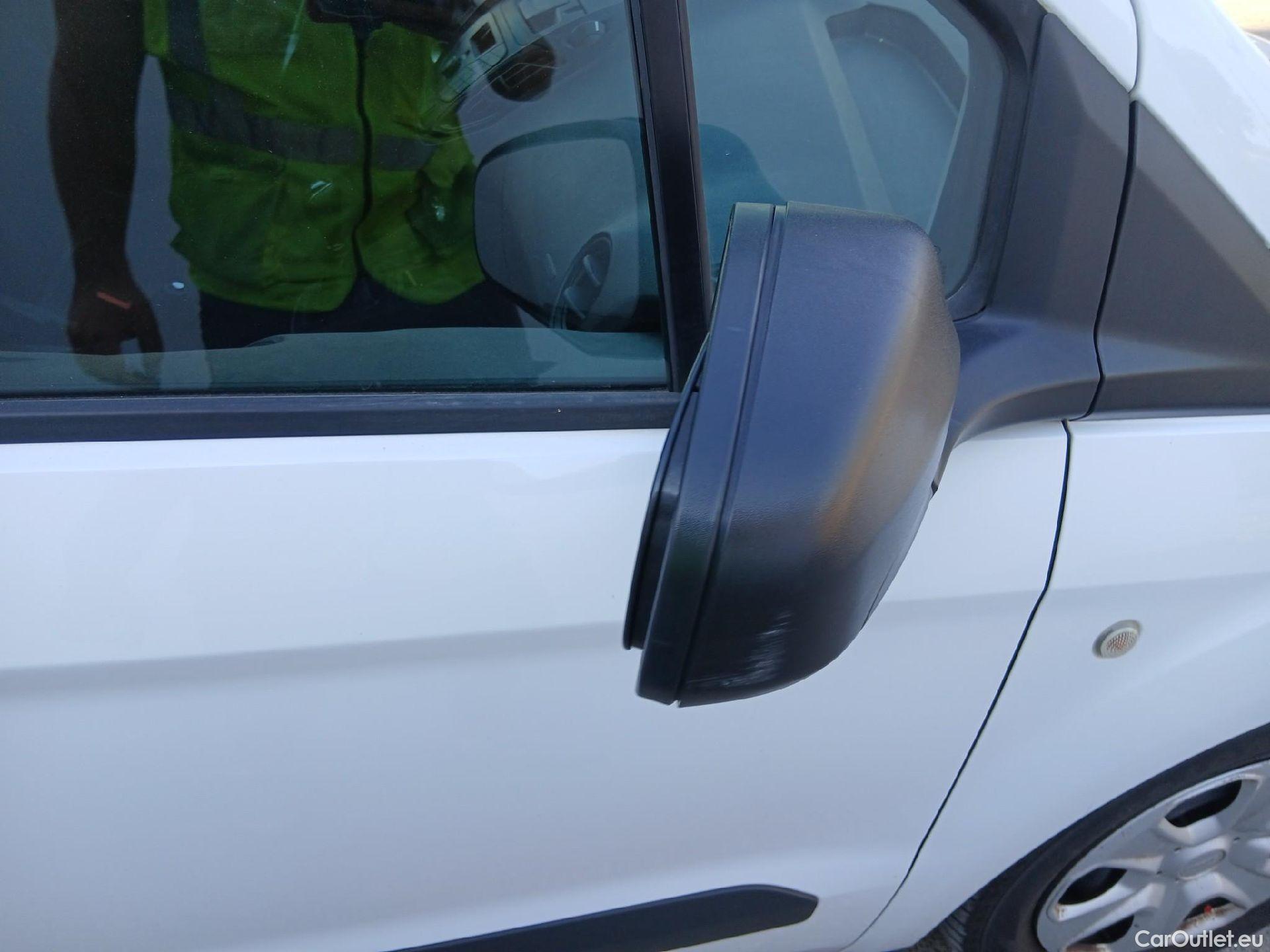  Ford  Transit FORD  Courier/2014/4P/furgón der.turis Van 1.0 EcoBoost 75kW Trend #23