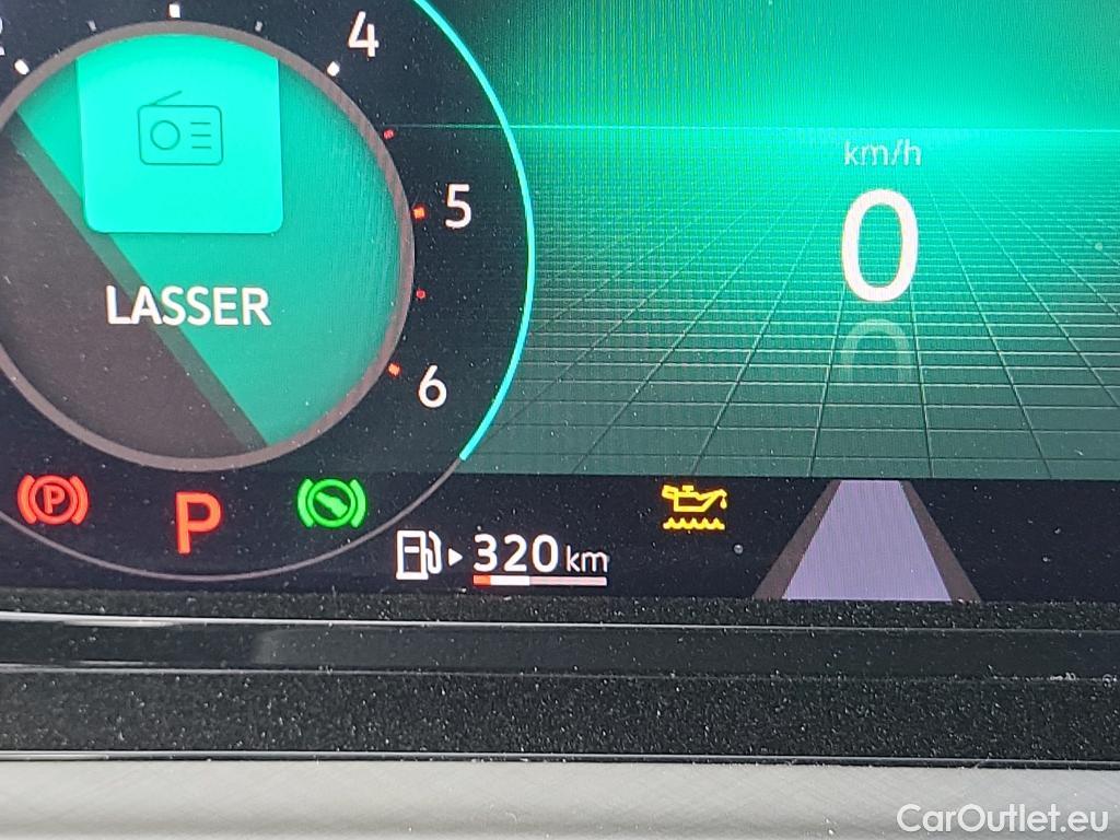  Volkswagen  Golf  VOLKSWAGEN / 2020 / 5P / berlina con portón Life 2.0 TDI 85kW (115CV) DSG #23
