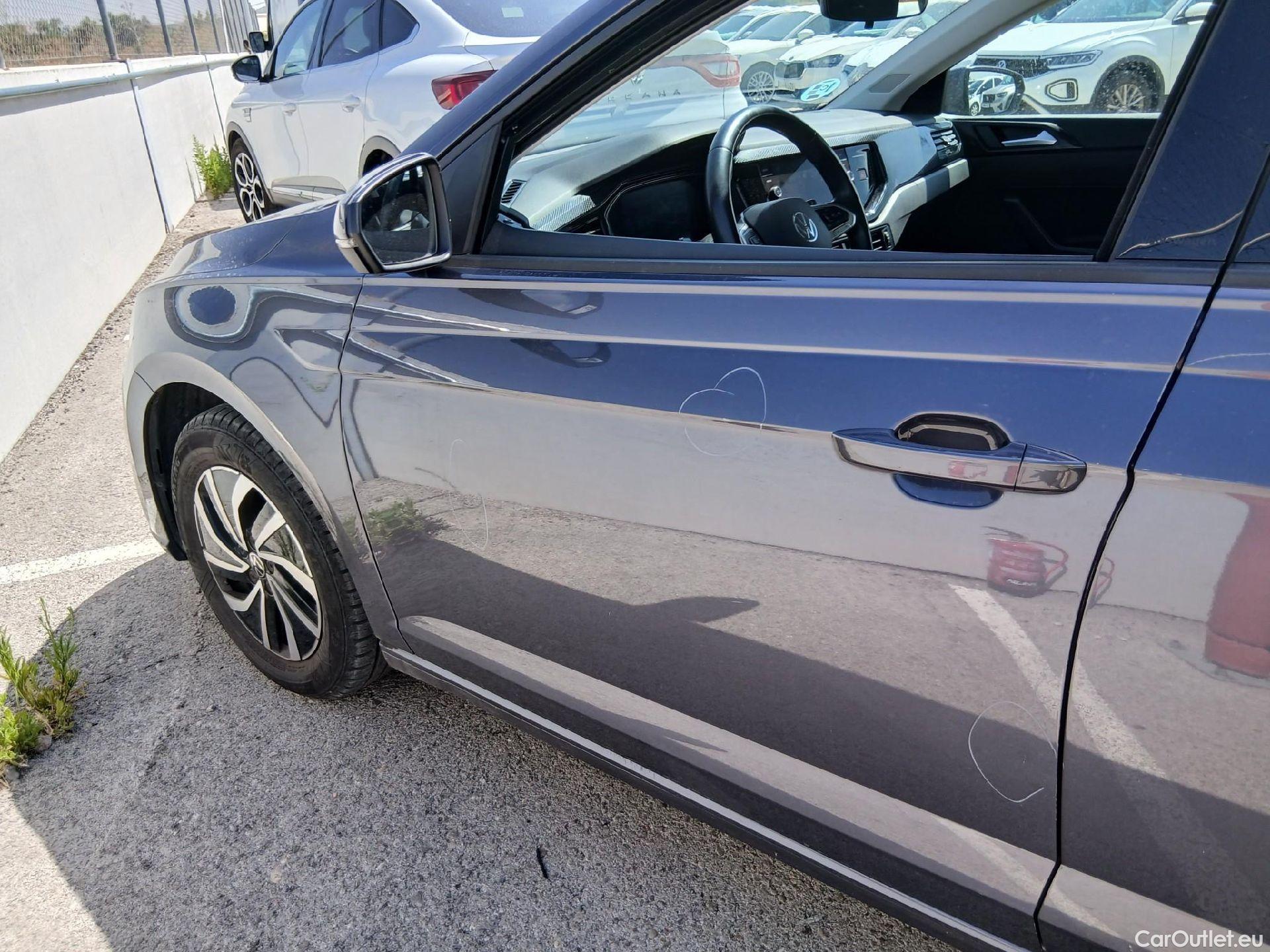  Volkswagen  Polo VOLKSWAGEN  / 2021 / 5P / berlina con portón Life 1.0 TSI 70kW (95CV) #14