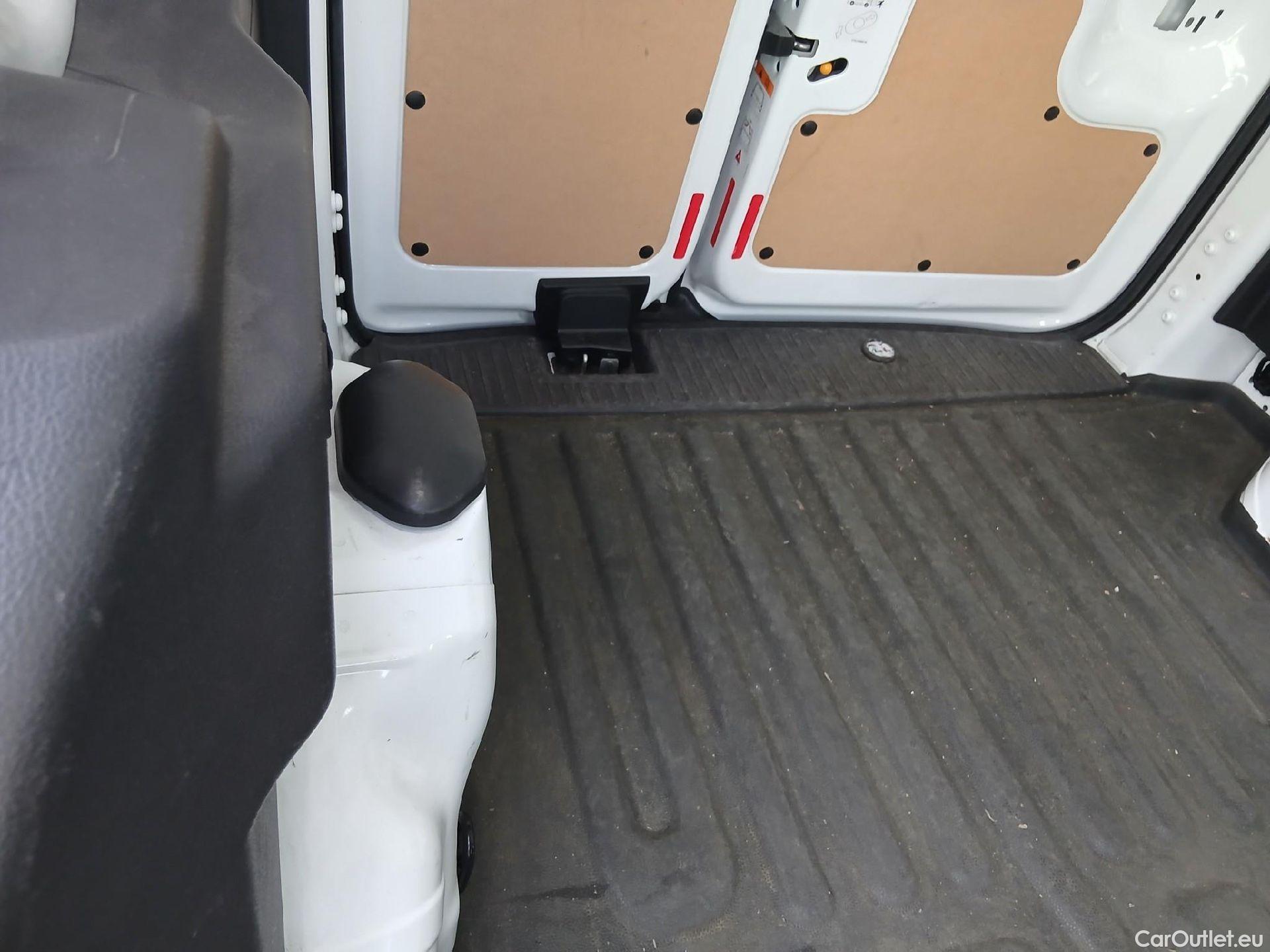  Ford  Transit FORD  Courier/2014/4P/furgón der.turis Van 1.0 EcoBoost 75kW Trend #30
