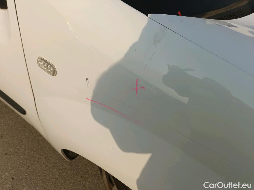  Nissan  NV200 NISSAN NV250 / 2019 / 4P / furgón 2pl 1.5dCi 70 kW (95 CV) L2H1 COMFORT #36