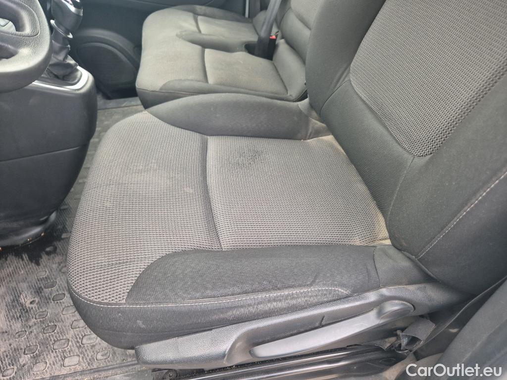  Renault  Trafic RENAULT  / 2019 / 4P / furgón Furgón 27 L1H1 Energy BluedCi 88 kW (AC) #33