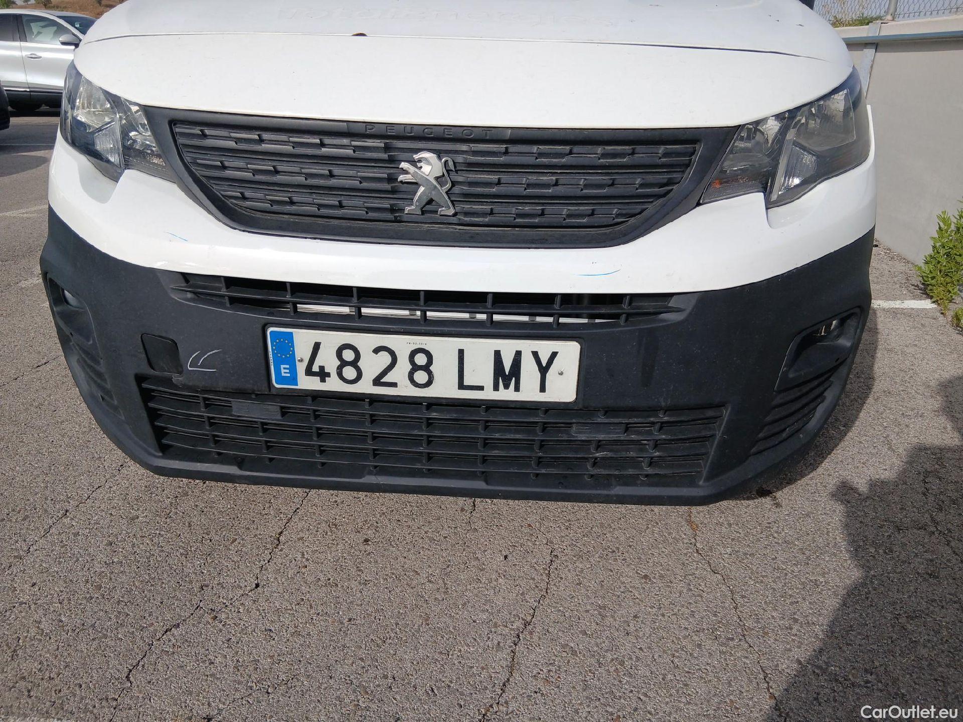  Peugeot  Partner PEUGEOT  / 2018 / 3P / furgón derivado de turismo Pro Standard 600kg BlueHDi 73kW (AC) #5