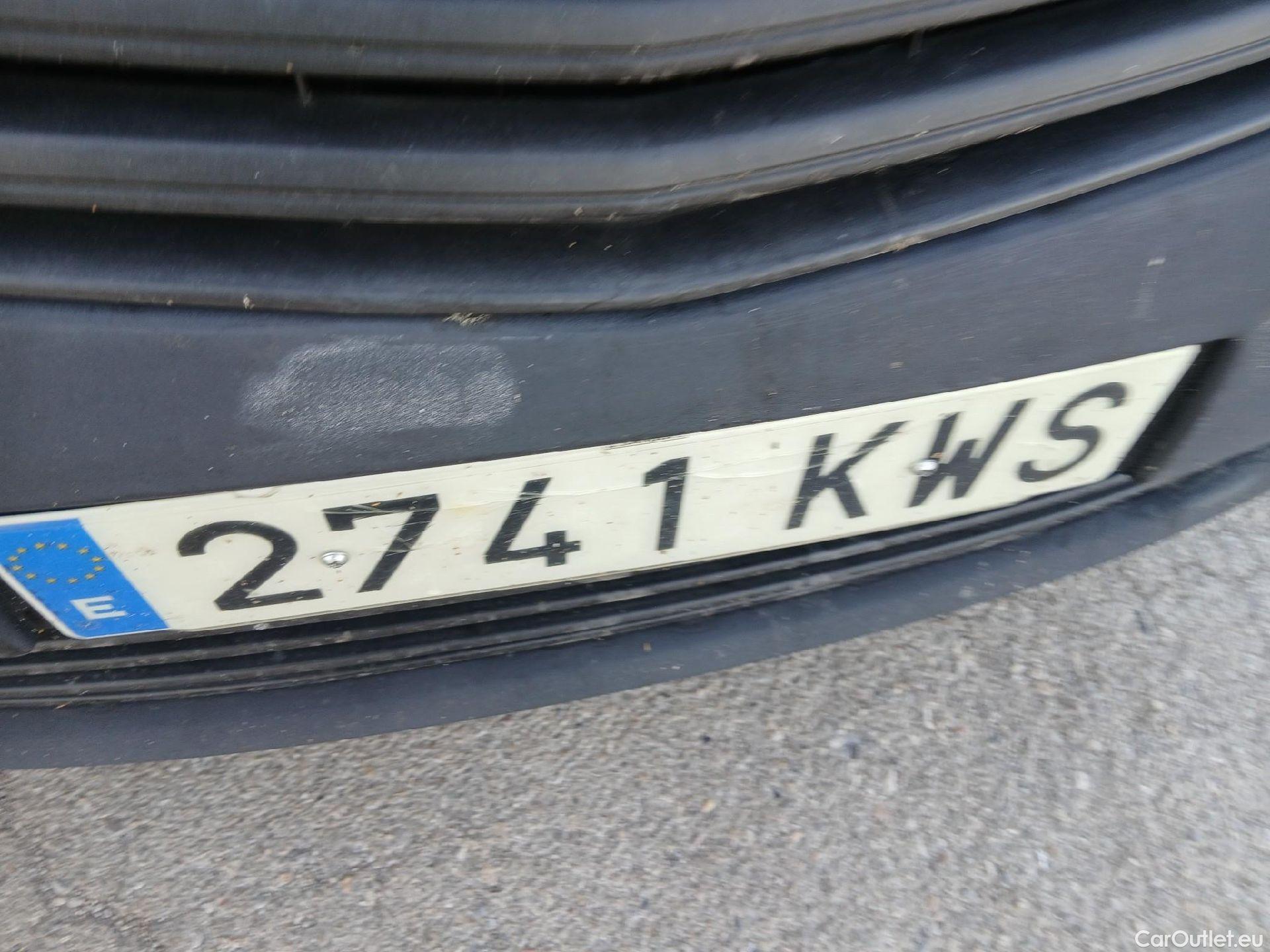  Opel  Vivaro OPEL  / 2014 / 4P / furgón 1.6CDTI 88kW (120CV) Expressio L2H1 2.9t (CX) #3