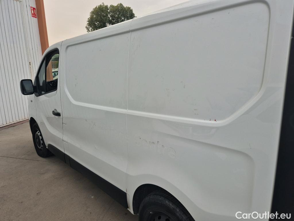  Renault  Trafic RENAULT  / 2019 / 4P / furgón Furgón 27 L1H1 Energy BluedCi 88 kW (AC) #28