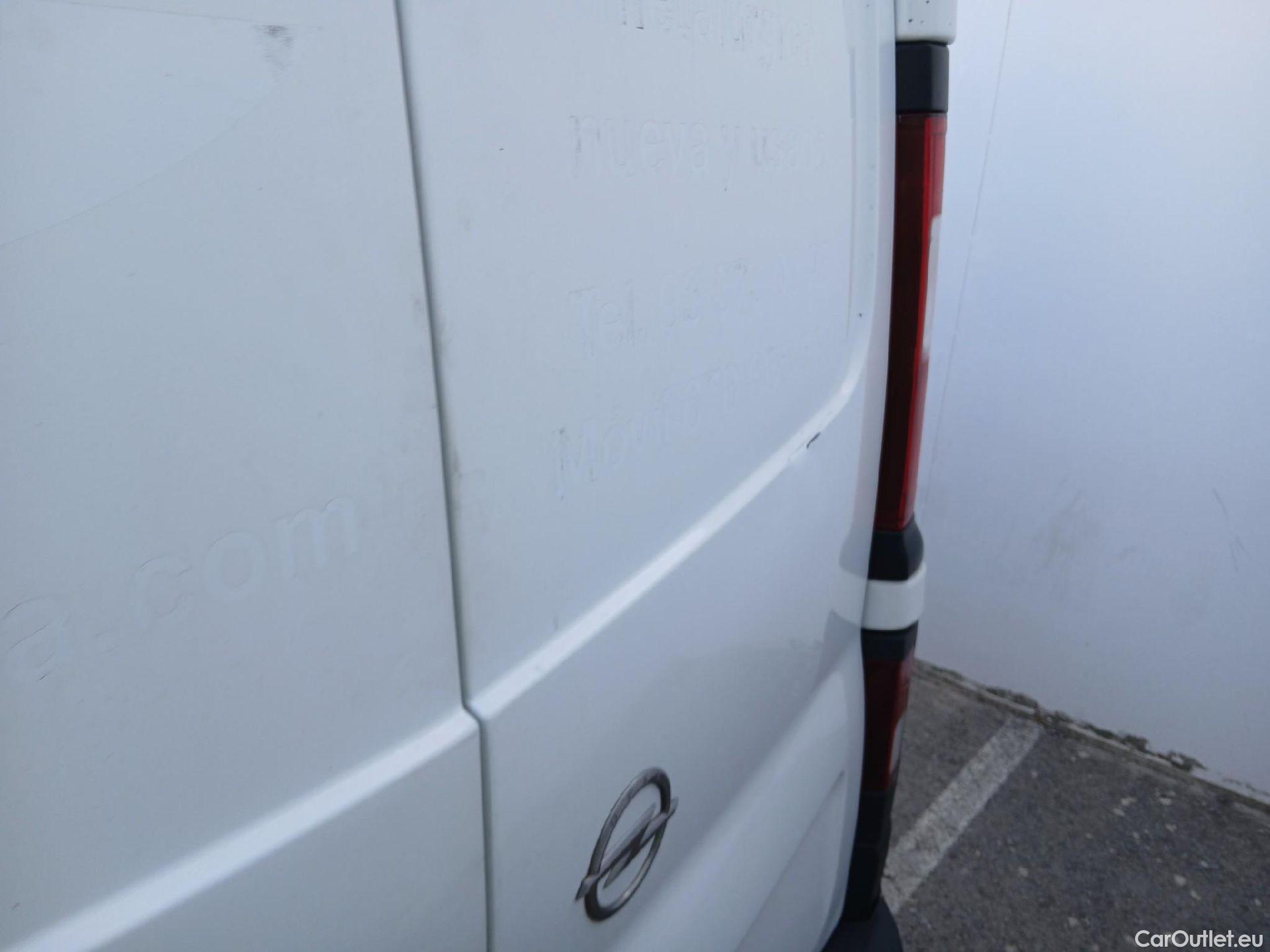  Opel  Vivaro OPEL  / 2014 / 4P / furgón 1.6CDTI 88kW (120CV) Expressio L2H1 2.9t (CX) #15