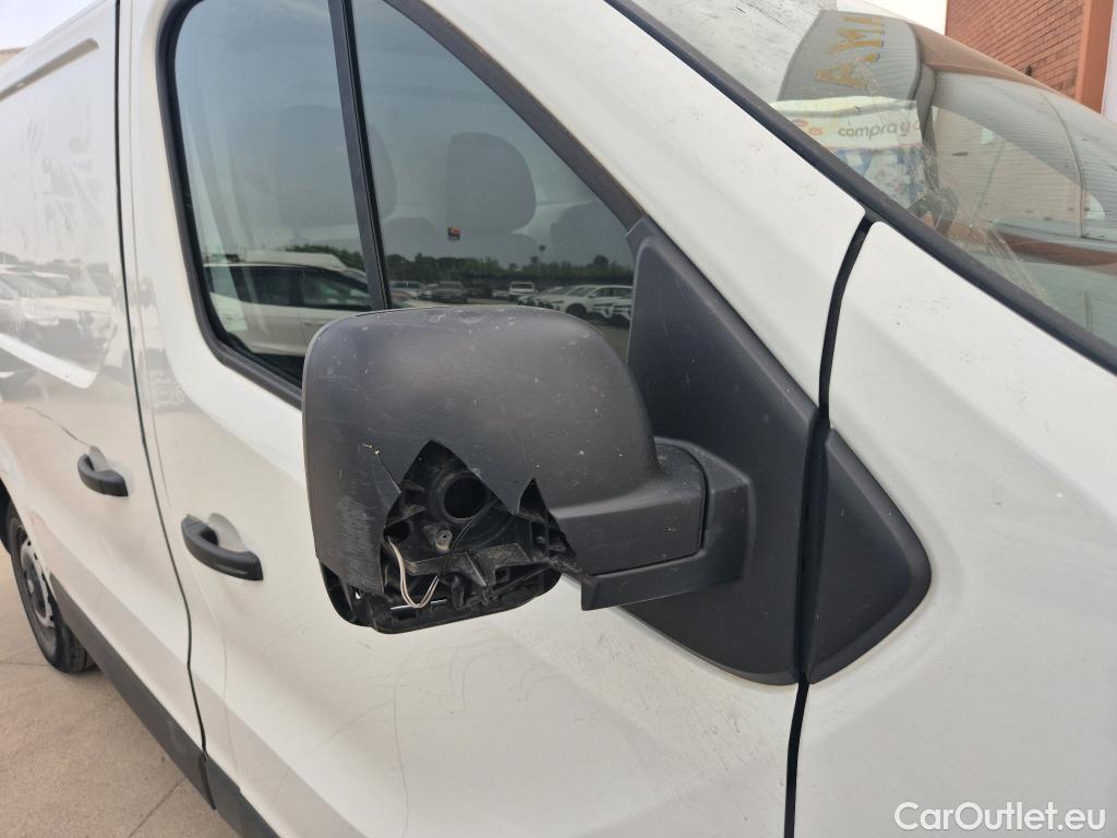  Renault  Trafic RENAULT  / 2019 / 4P / furgón Furgón 27 L1H1 Energy BluedCi 88 kW (AC) #9