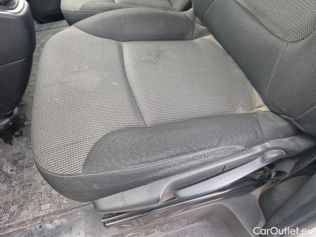  Renault  Trafic RENAULT  / 2019 / 4P / furgón Furgón 27 L1H1 Energy BluedCi 88 kW (AC) #8
