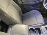  Volkswagen  Golf  Volkswagen Variant 1.5 TSI EVO 130KM 6 biegów Life 5d #21
