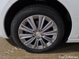  Peugeot  308 PEUGEOT  / 2017 / 5P / BERLINA ALLURE BLUEHDI 130 SeS #19