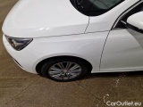  Peugeot  308 PEUGEOT  / 2017 / 5P / BERLINA ALLURE BLUEHDI 130 SeS #52