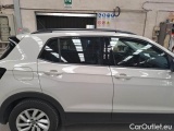  Volkswagen  T-CROSS VOLKSWAGEN  / 2019 / 5P / SUV 1.0 TSI 81KW STYLE #39