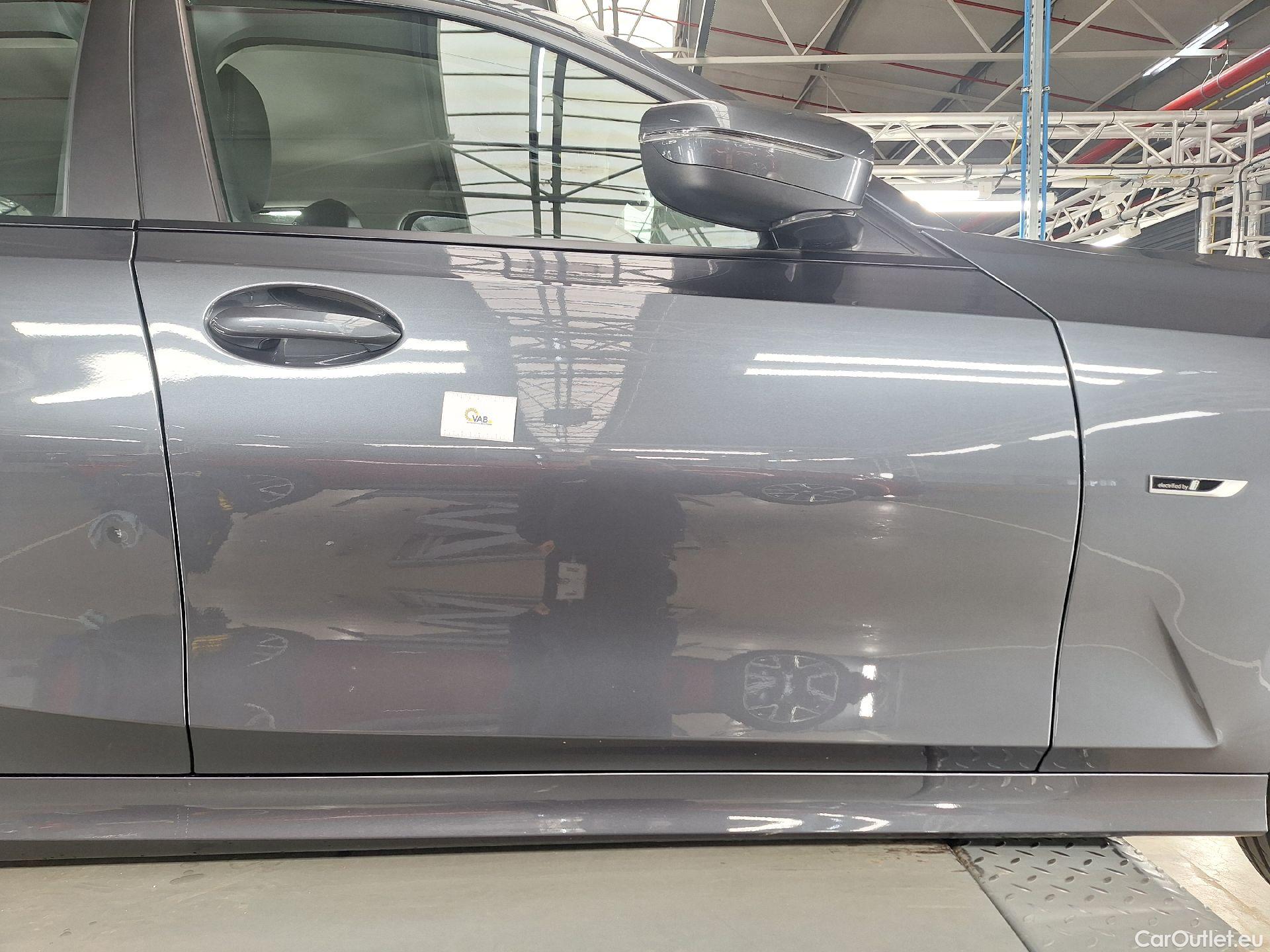  Bmw  Serie 3 BMW, 3-serie '18 PHEV, BMW 3 Reeks Berline 320e (150 kW) 4d #31