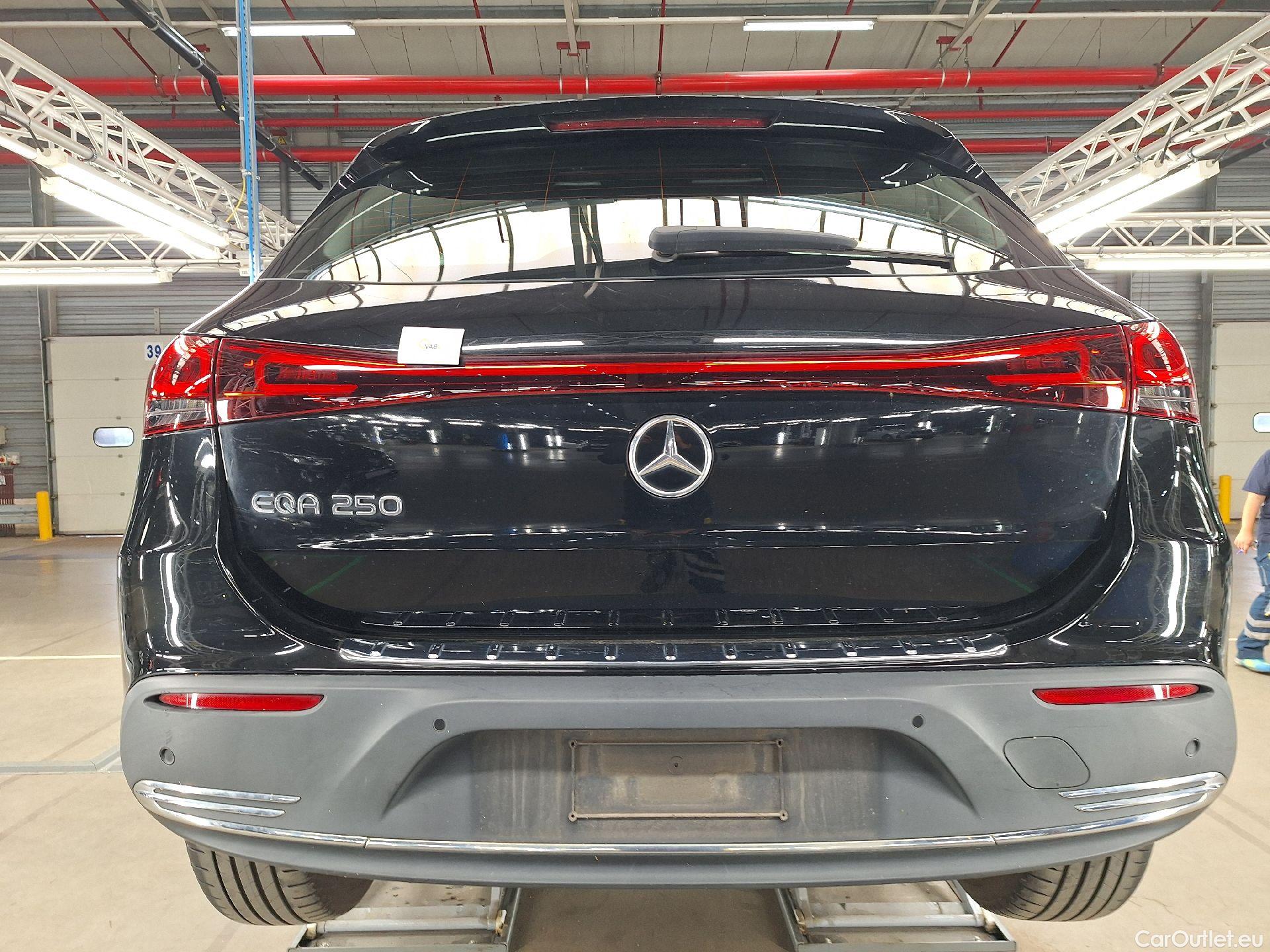  Mercedes  EQA Mercedes,  '21 BEV, Mercedes-Benz   250 Business Solution Luxury #3