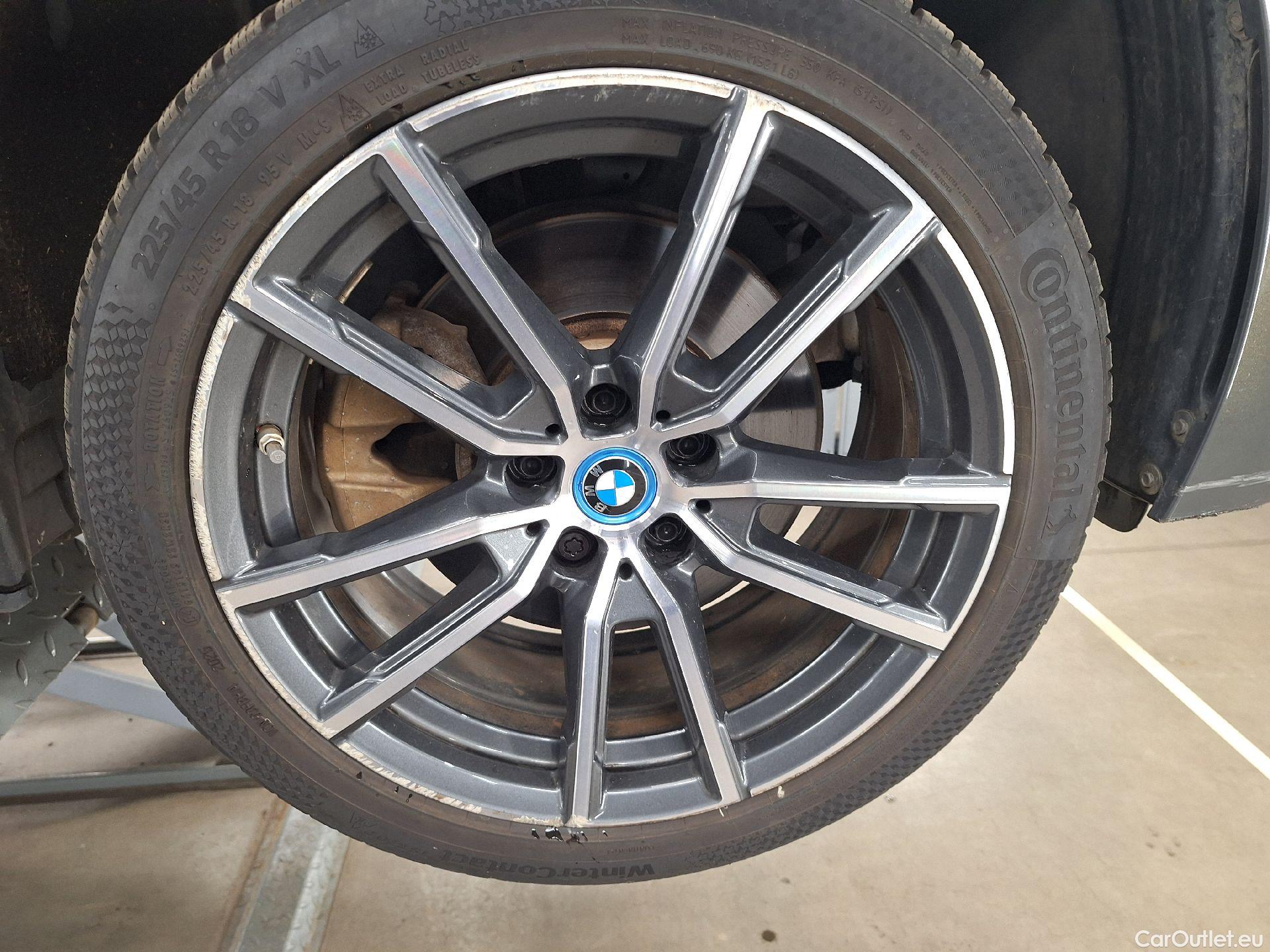  Bmw  Serie 3 BMW, 3-serie T FL'22 PHEV, BMW 3 Reeks Touring 330e (215 kW) 5d #24