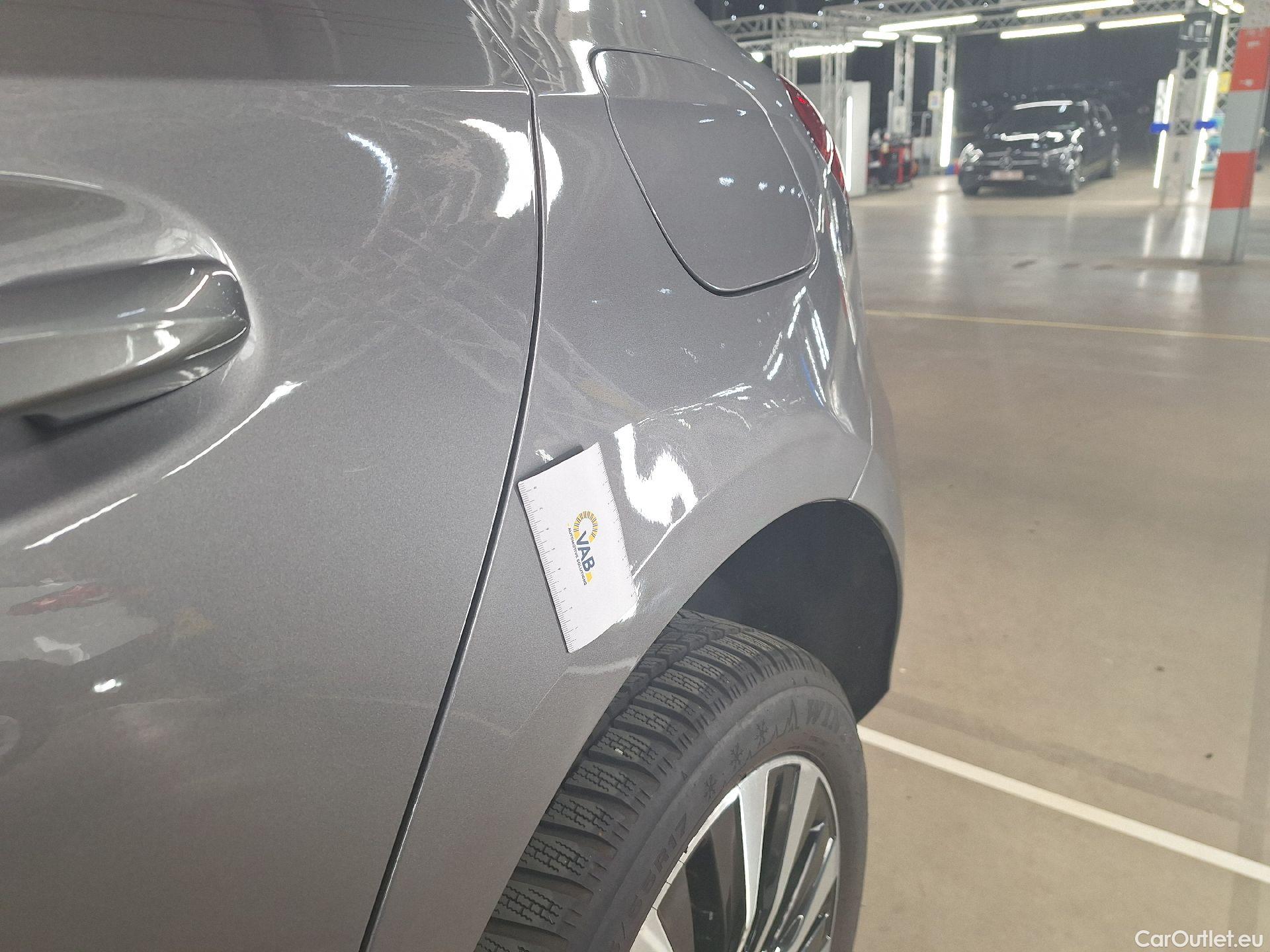  Mercedes  A-Klasse Mercedes, A-Class '18 PHEV, Mercedes-Benz  A 250 e Business Line 5d #10