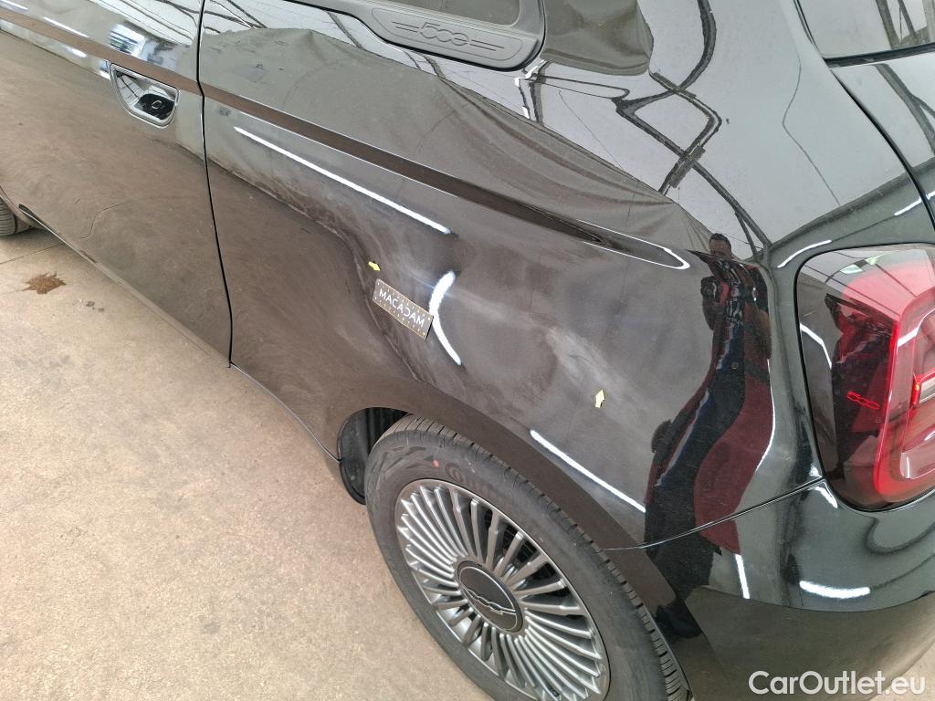  Fiat  500 FIAT  / 2020 / 3P / Berline 42kWh Icône #1