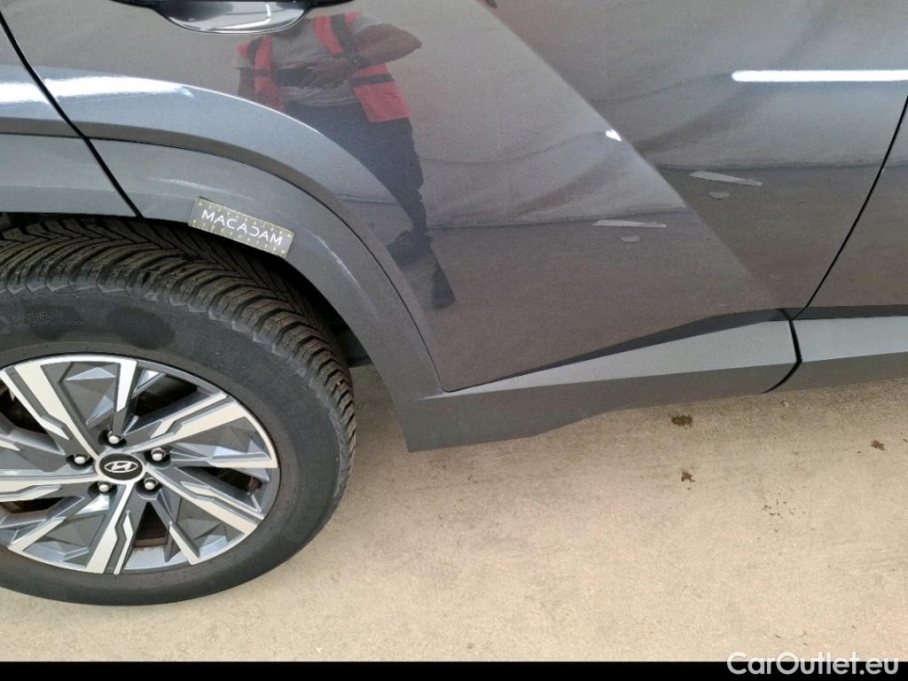  Hyundai  Tucson  Business Hybrid 2WD 1.6 T-GDI 230CV BVA6 E6d #32