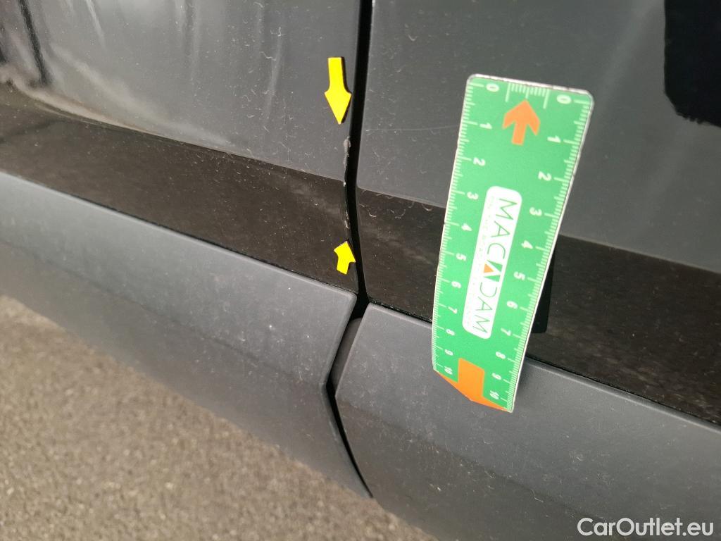  Citroen  C4 CITROEN  X / 2022 / 4P / Berline PureTech 130 S&S EAT8 Feel Pack #7
