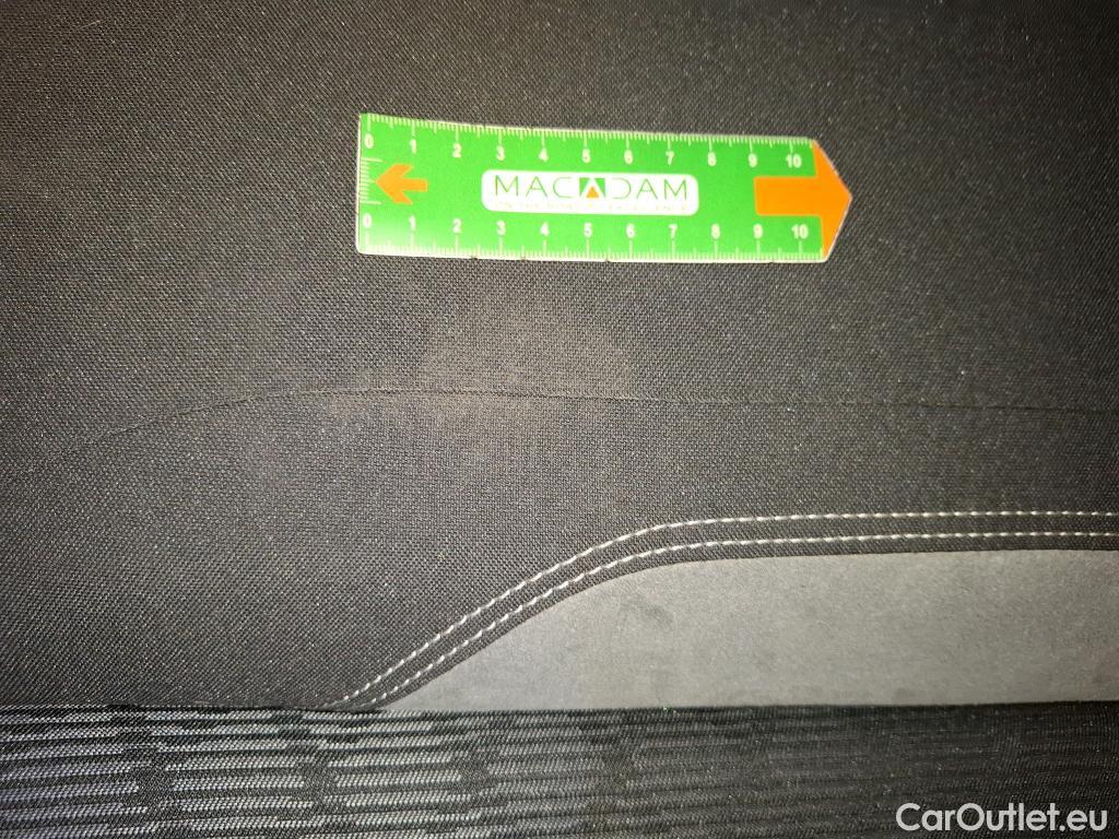  Volkswagen  Taigo  R-Line 1.5 TSI 150CV BVA7 E6d #32