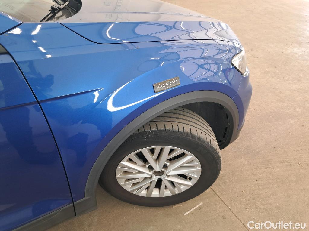  Volkswagen  T-ROC VOLKSWAGEN  / 2017 / 5P / SUV 1.6 TDI 115 LOUNGE BUSINESS #9