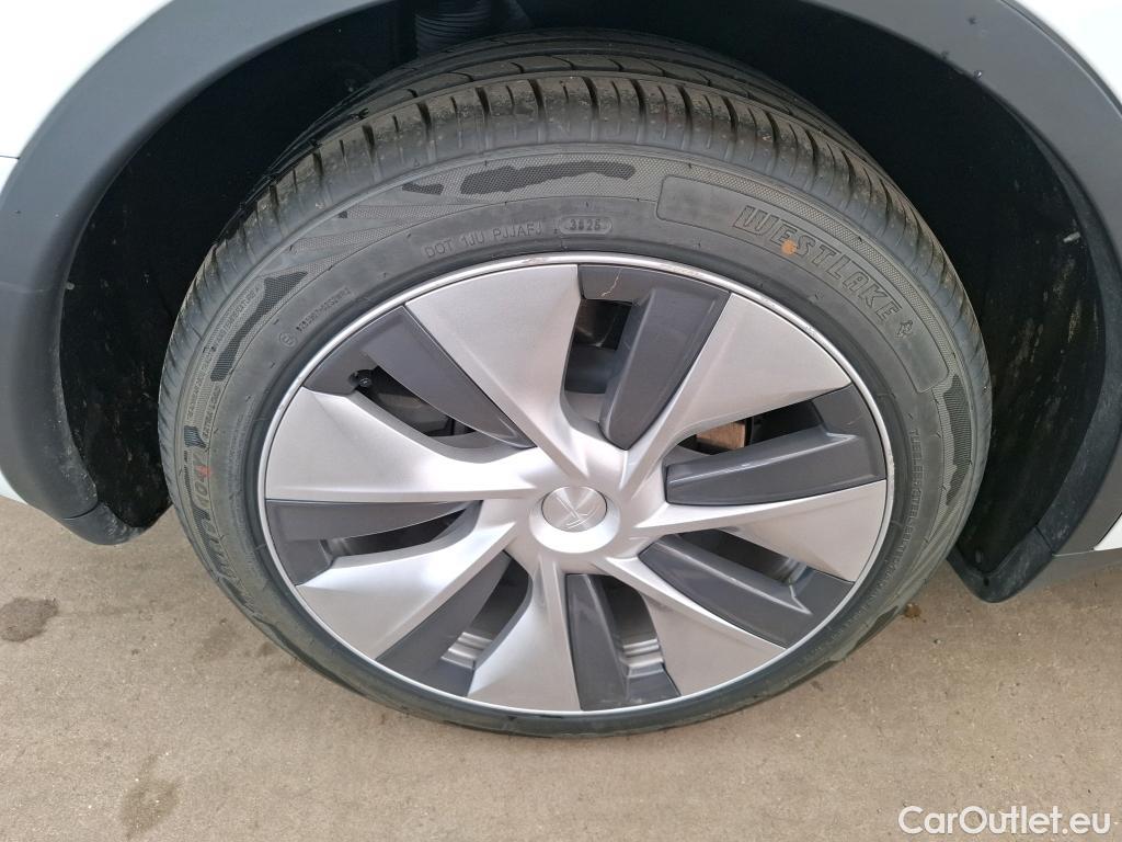  Tesla  Model Y TESLA  / 2021 / 5P / SUV RWD #24