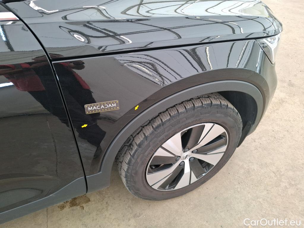  Volvo  XC 40 VOLVO XC40 / 2022 / 5P / SUV Recharge T4 211 DCT7 Start #42