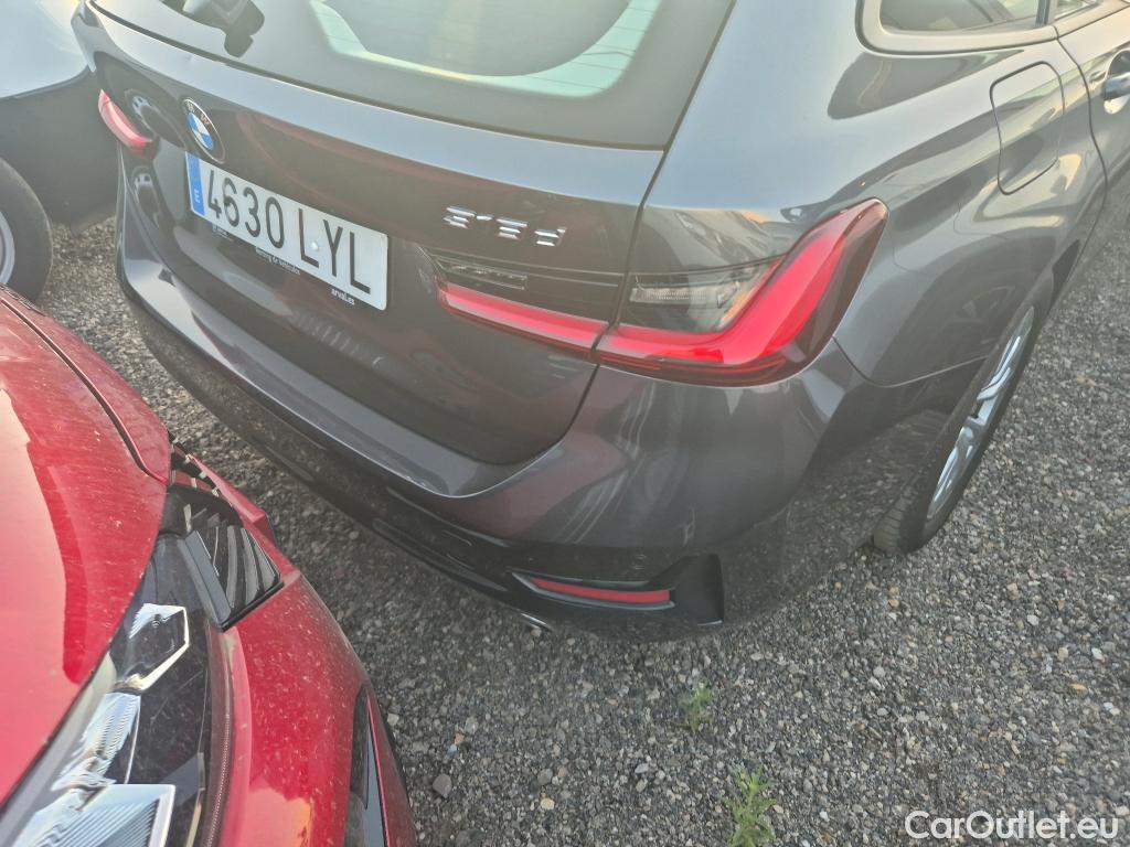  Bmw  Serie 3 BMW  / 2019 / 5P / familiar 318d Auto.Touring #14