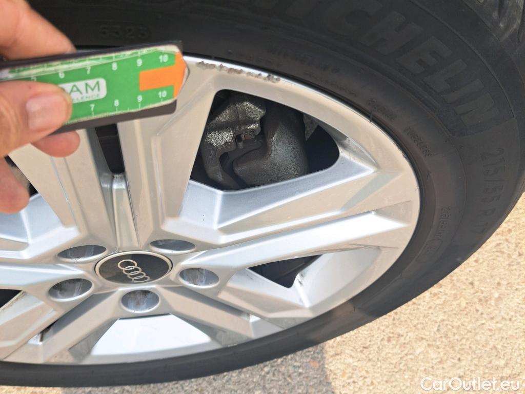  Audi  Q2 AUDI  / 2020 / 5P / todoterreno Advanced 35 TFSI 110kW (150CV) S tronic (AC) #2