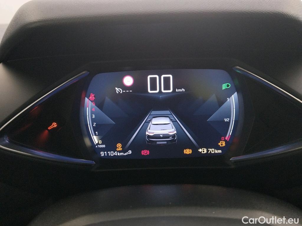  Citroen  DS3 DS DS 3 Crossback / 2018 / 5P / todoterreno BlueHDi 73 kW Manual PERFORMANCE LINE #28